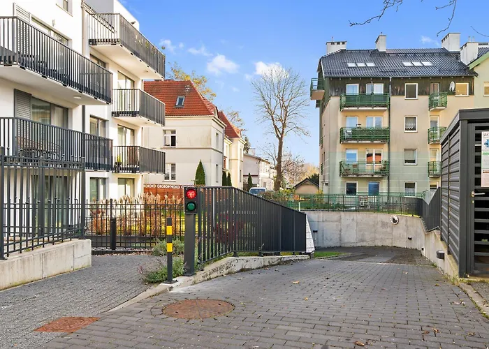 Lion Apartments - Młoda Polska Nowe Apartamenty z parkingiem